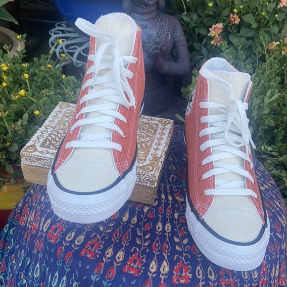 New Rusty Orange Two Tone Converse CTAS Hi Top Sneakers - Picture 7 of 16